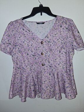 SHEIN Lavender Floral Button Peplum Blouse